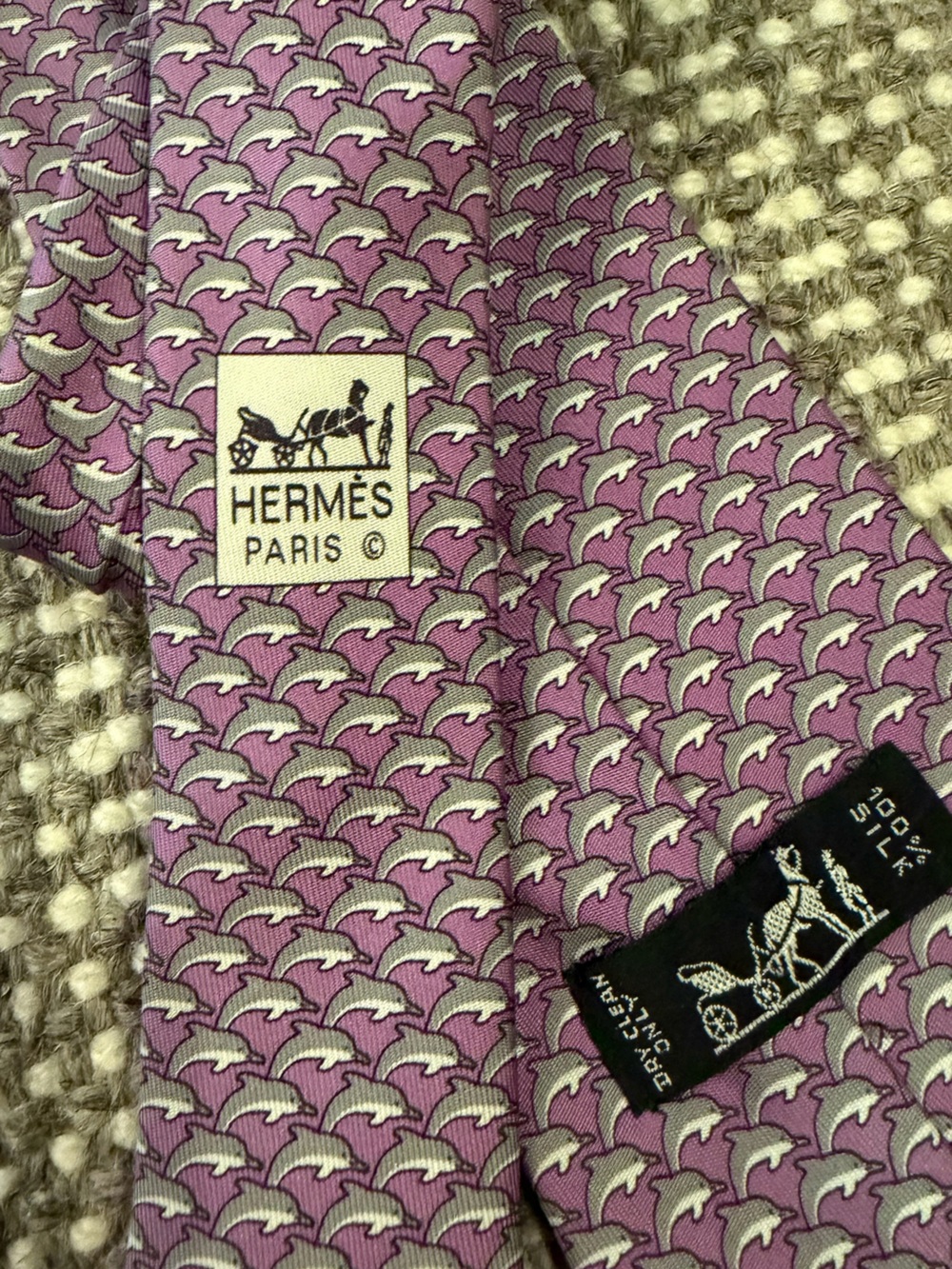 Hermès Dolphin Print Lavender Silk Tie - EUC - Picture 2 of 6